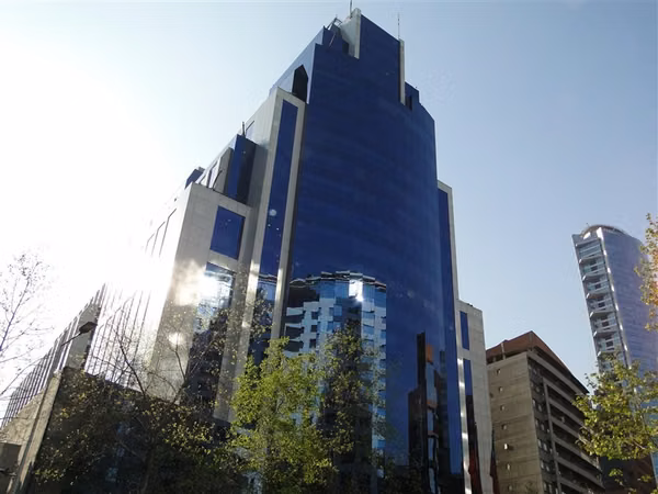 Oficina Arriendo Las Condes 270 m2 Piso 19 completo 3b 4 Est