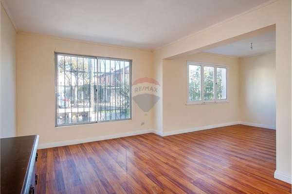 Residencial - comercial  gran superficie