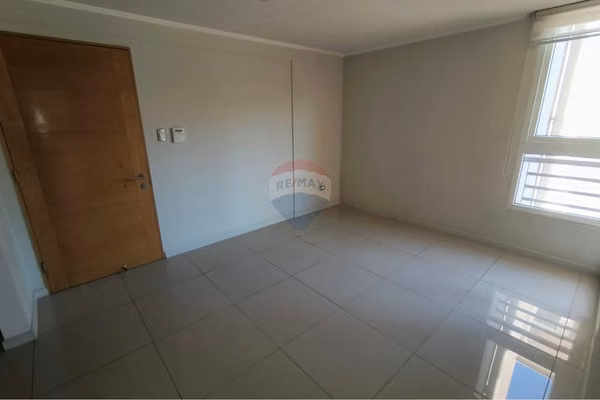 Depto 1d+1b est. y bod apto airbnb metro santa ana