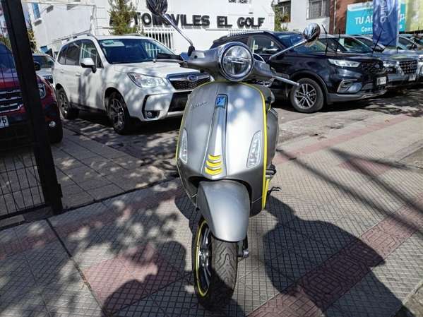 VESPA PRIMAVERA ELÉCTRICA 2020