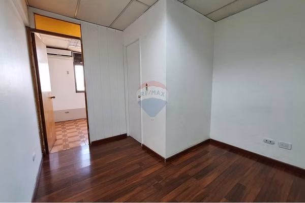 Extraordinaria oficina en maipú!!
