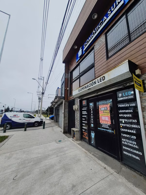 ARRIENDO LOCAL COMERCIAL EN AVENIDA PRESIDENTE IBAÑEZ