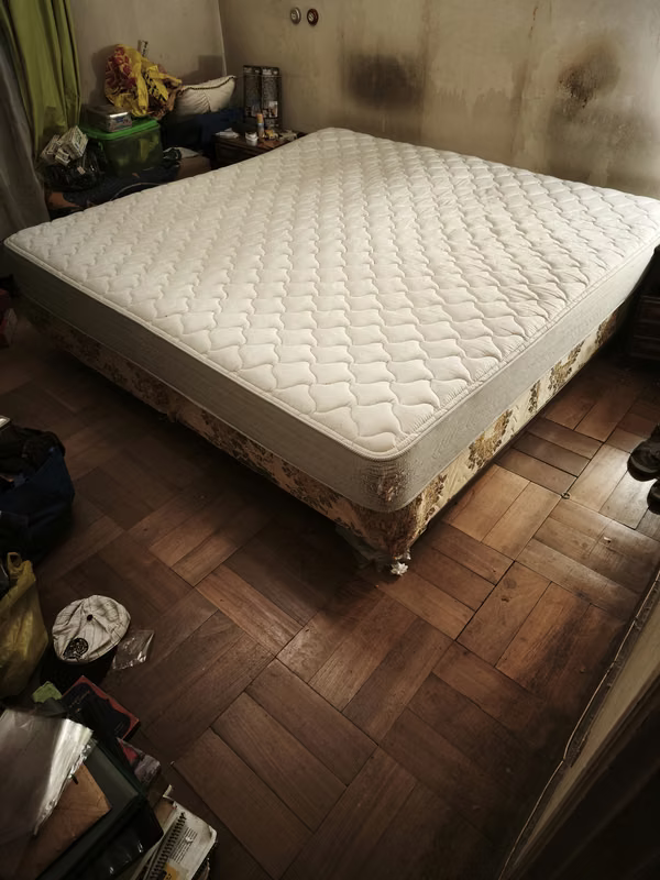 SE REGALA Cama Box Spring Super King Rosen