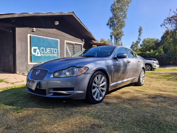 Jaguar XF 30 2012