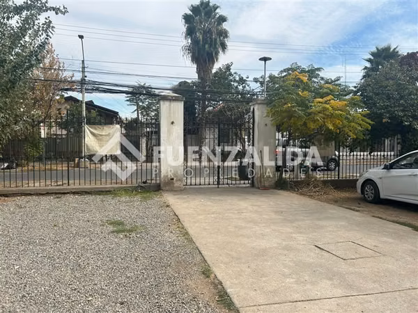Casa amplia en venta de 3D 2B en Macul