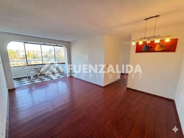 Departamento en venta de 3 dorm con estc en Macul.