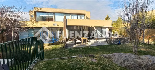 Casa en venta de 7 dorm. en Lo Barnechea