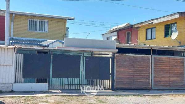 Casa en Calle Valle Central
