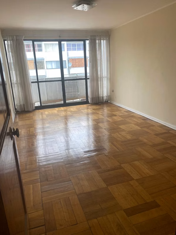 ARRIENDO cómodo departamento en pleno centro de Talca en Edificio SERVIU