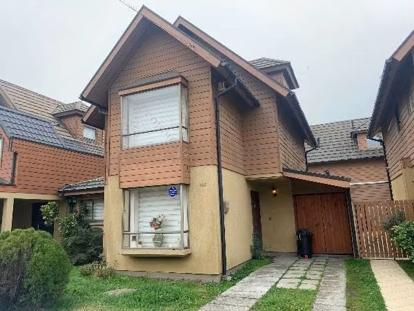 Casa Amplia en Venta – Lomas de San Sebastián, Concepción