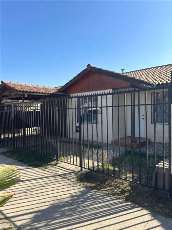 Casa en venta de 3 dorm. en Puente Alto