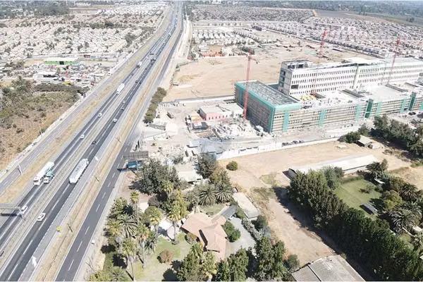 Gran terreno al lado de nuevo hospital