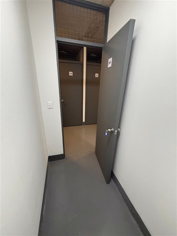 Bodega Privada en Arriendo Ñuñoa Av. Vicuña Mackenna 1290