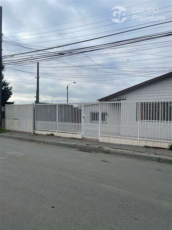 Venta de casa 3D+1B+estac.Villa Los Heroes 2 en Coronel