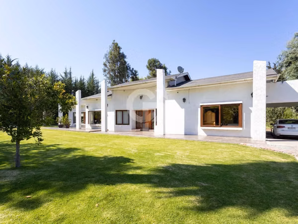 Parcela de 4800 m² | Piscina y Quincho | Condominio