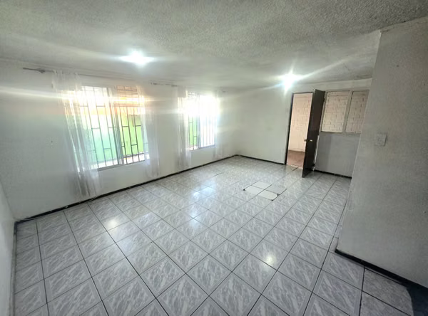 VENTA CASA 1 PISO EN MAIPÚ 3H 1B 2E 126 MTS2