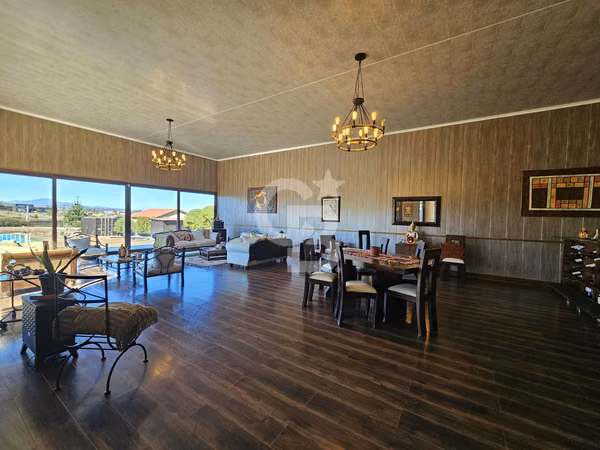 Encantadora Casa en Condominio: Campo, Playa y Tranquilidad