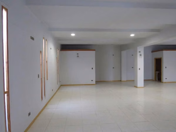 Arriendo 65UF Gran Local Calle Astorga/ Caceres Rancagua