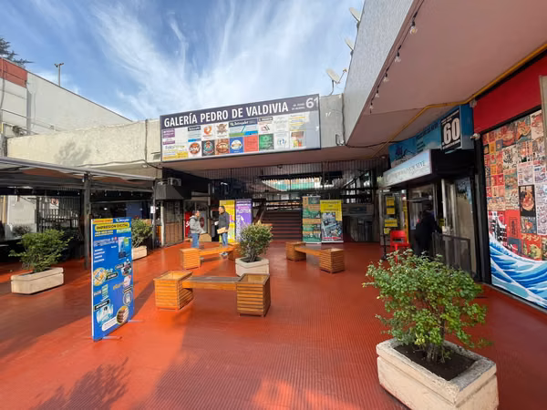 Local Comercial en Avenida Pedro de Valdivia
