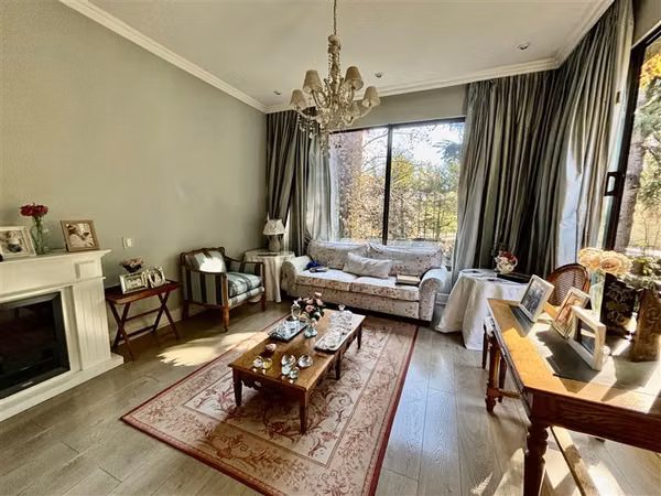 Departamento en venta de 4 dorm. en Las Condes