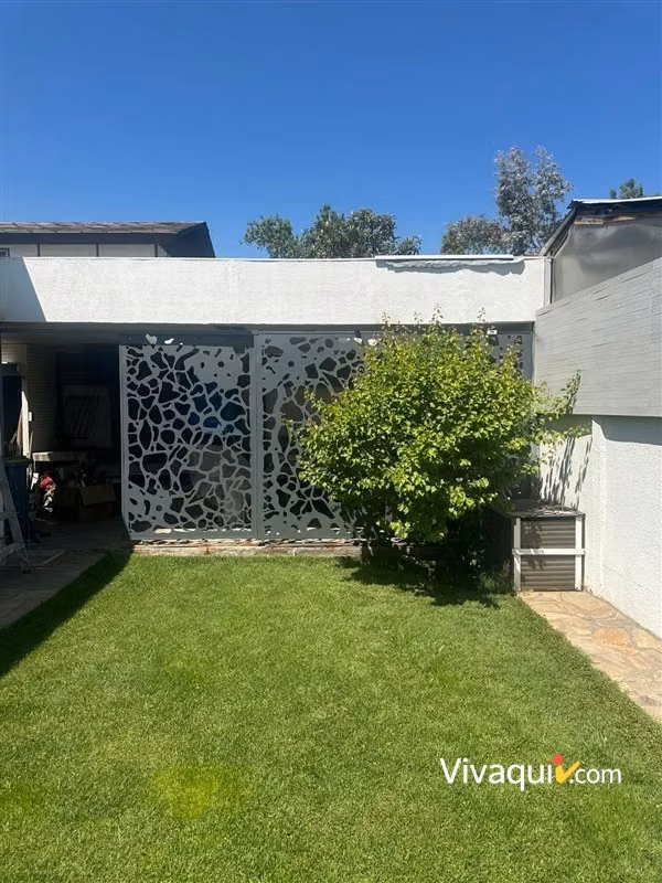 Casa en venta de 3 dorm. en La Florida