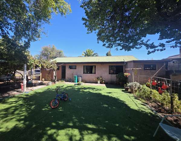 SE VENDE AMPLIO TERRENO CON CASA EN CHIGUATANTE