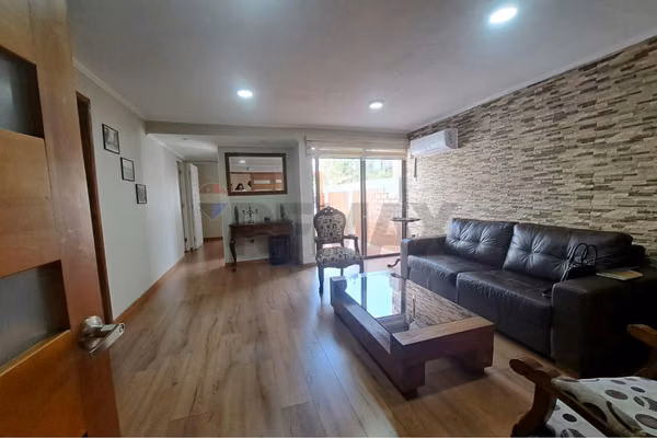 Casa en condominio,  remodelada