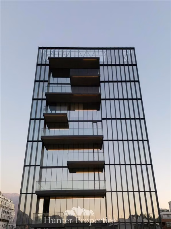 Planta Libre 538 M2 mas Terraza Vitacura-Nueva. Costanera