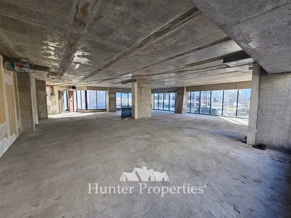 Oficina Nueva 600 metros en arriendo en Providencia