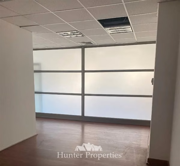 Oficina habilitada 247 M2 arriendo Ciudad Empresarial