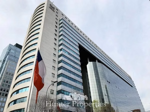 Oficina 423 M2 Centro Financiero arriendo en Las Condes