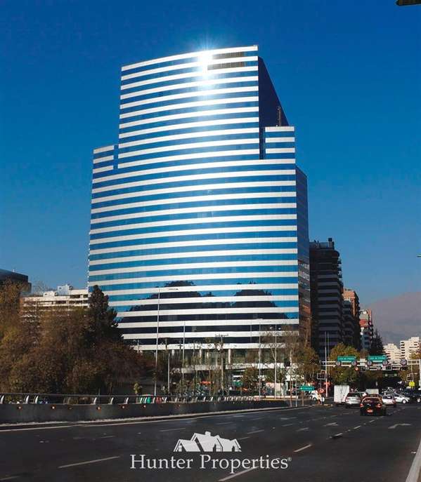 Oficina habilitada 328M2 Sanhattan en Las Condes
