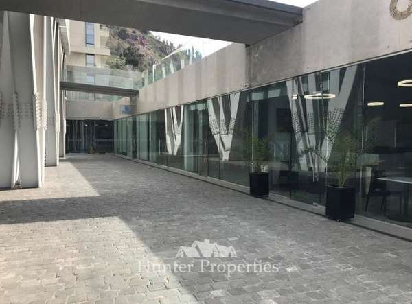 Local Comercial costado Hotel Sheraton Providencia
