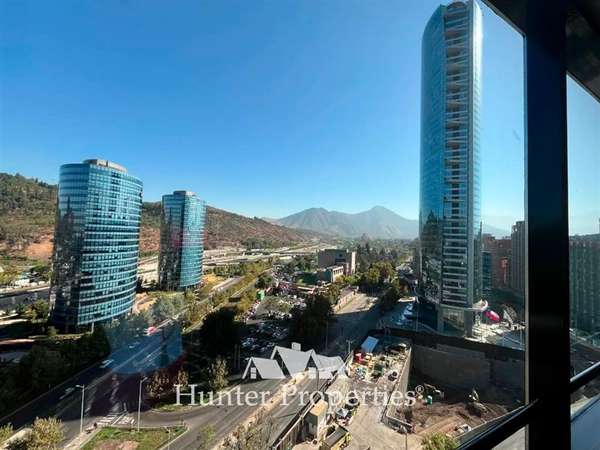 Oficina en arriendo en Las Condes Sanhattan