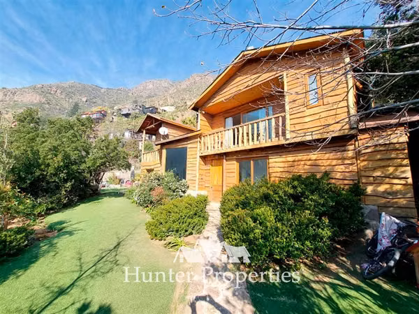 Venta casa 4D 5B, no inscrita, vista despejada, El Arrayán