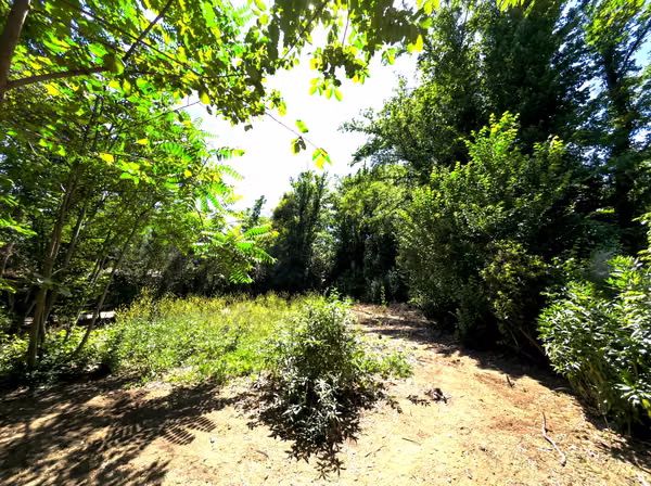 DOBLE ACCESO LAS CONDES - 2220 M2 - SAN JOSÉ DE LA SIERRA