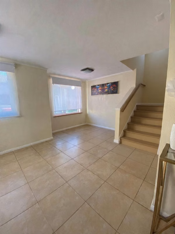 SE VENDE AMPLIA CASA EN BRISAS DEL SOL, TALCAHUANO 3D 2B