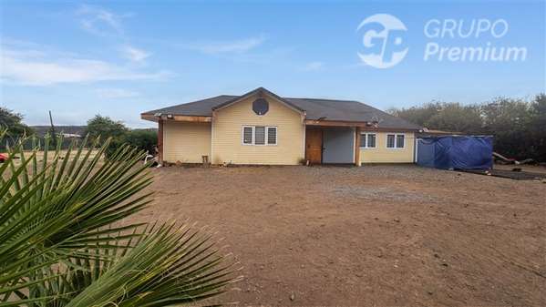 Gran Oportunidad! Casa en Venta, 3Dorm 3Baños en parcela
