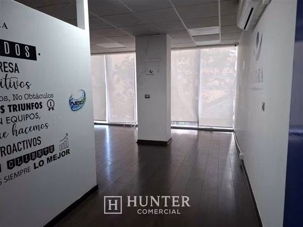 Oficina 3 Privados; 87 M2- Metro Manuel Montt Providencia