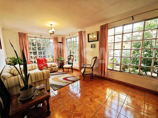 CASA EN SECTOR RESIDENCIAL  (166161)