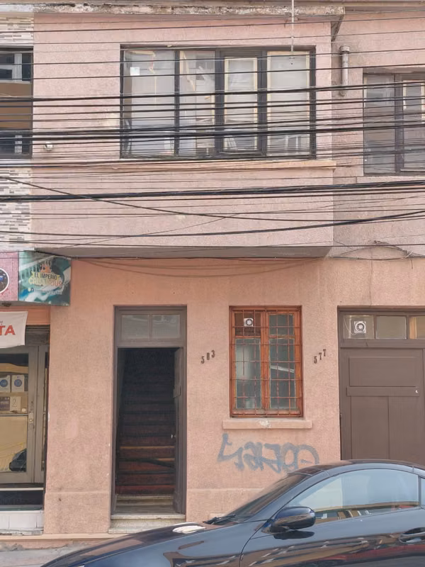 Arriendo para departamento u oficina a una cuadra de la plaza