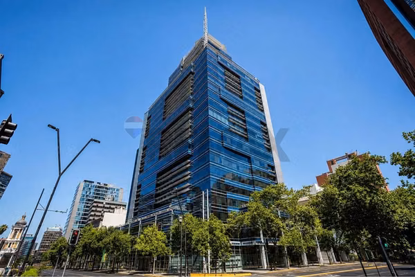 Edificio corporativo metro pedro de valdivia