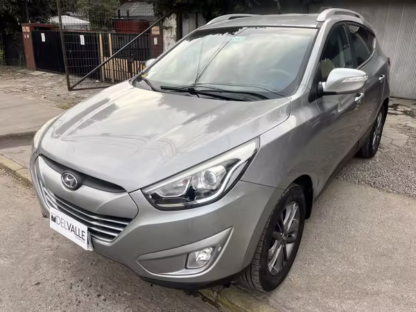 HYUNDAI TUCSON GL 2.0 AUT. 2015 SÓLO 78.000 KM.