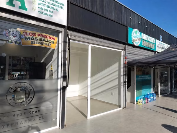 Local Comercial arriendo en San Miguel (Strip Center)