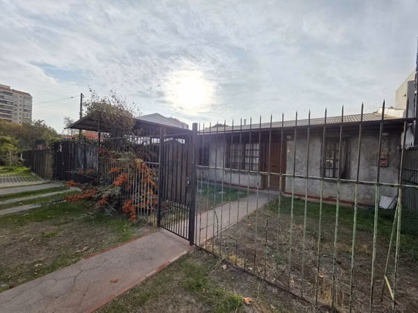 CASA EN VENTA LAS CONDES |URETA BRAVO PROPIEDADES|