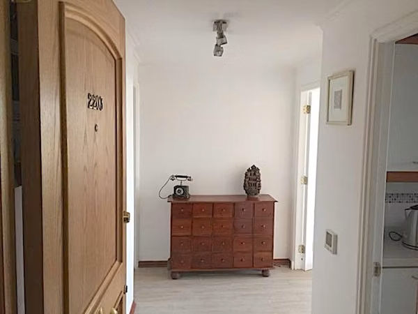 Departamento en venta para inversión vista despejada, gran terraza 3,  dormitorios, 2 baños, Las Condes