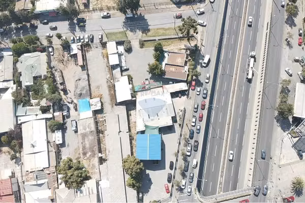 Oportunidad gran terreno urbano comercial