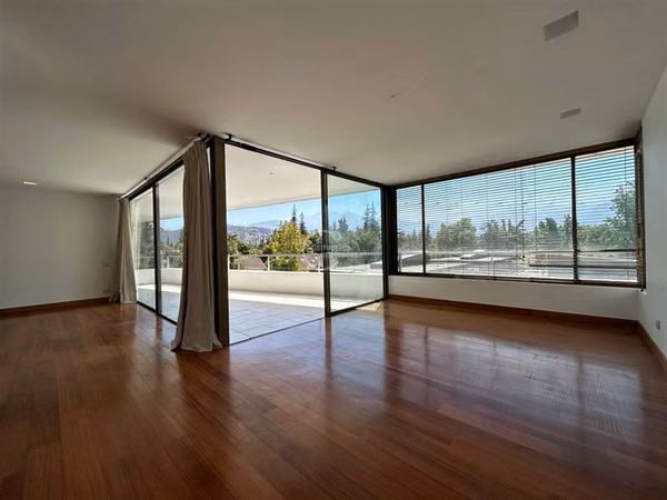 Departamento en venta de 3 dorm. en Lo Barnechea