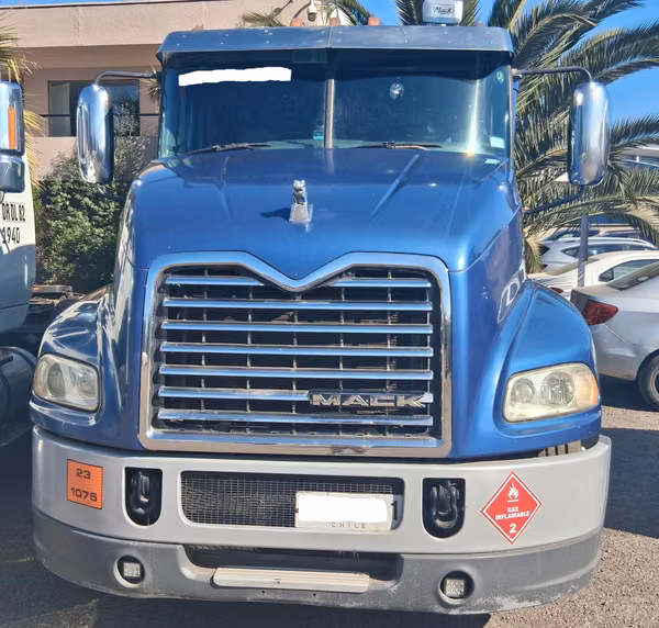 Tractocamión Mack