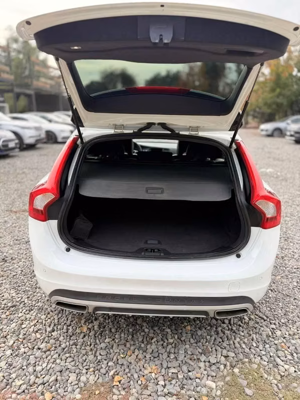 Volvo V60 Cc D4